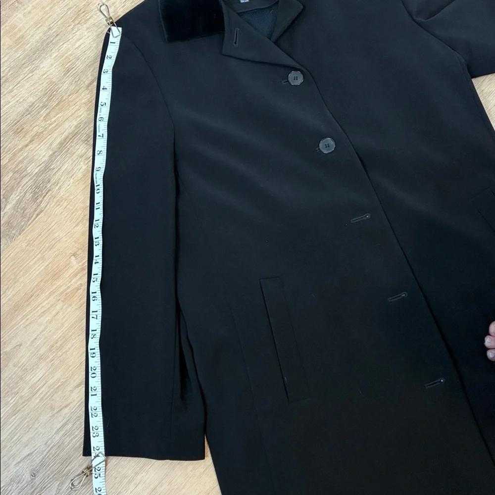 Gallery Long Lined Black Coat Velvet Collar Button Up Size 6 - Picture 10 of 11